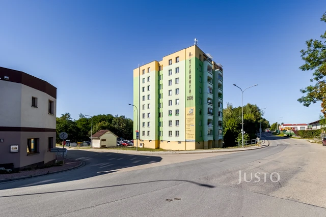 Prodej 3+1, 63 m² + lodžie 4 m² + parkování
