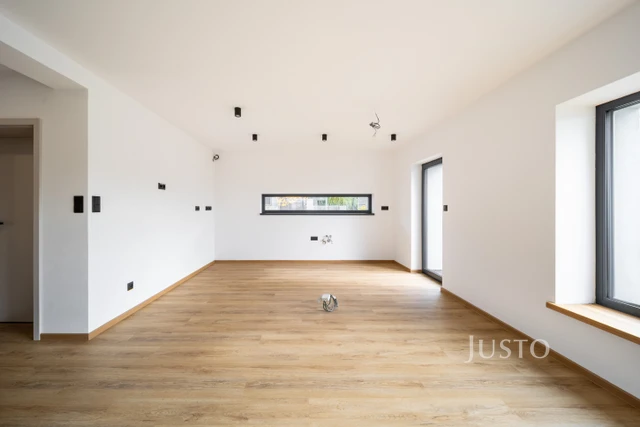 Prodej rodinného domu 175 m² s pozemkem 550 m² + terasa 13 m²