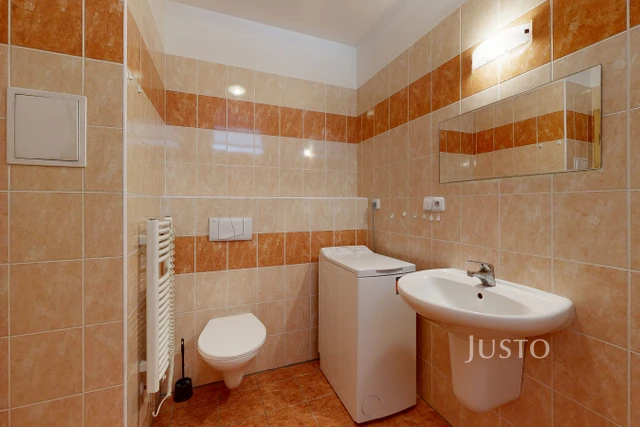 Pronájem 2+kk 43 m² + balkón 3 m²