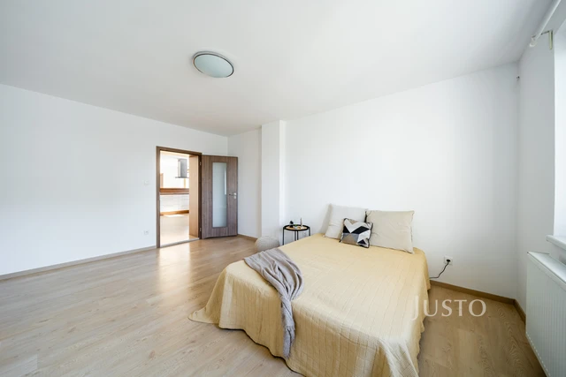 Prodej rodinného domu 129 m² s pozemkem 665 m² + terasa 13 m²