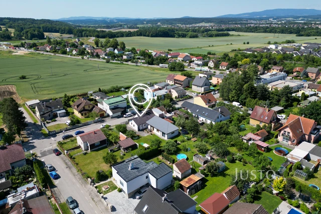 Prodej rodinného domu 129 m² s pozemkem 665 m² + terasa 13 m²