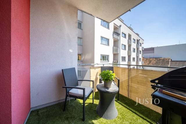 Prodej 3+kk 88 m² + balkón 6 m² + parkování