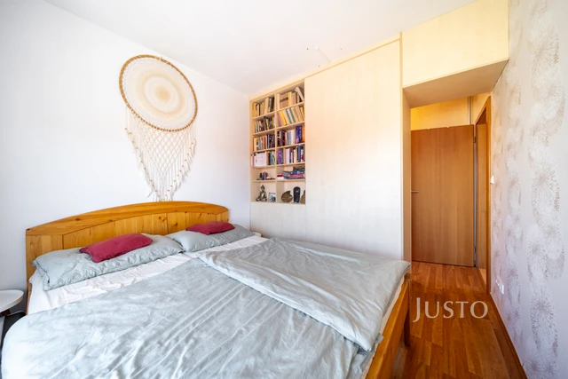 Prodej 3+kk 88 m² + balkón 6 m² + parkování