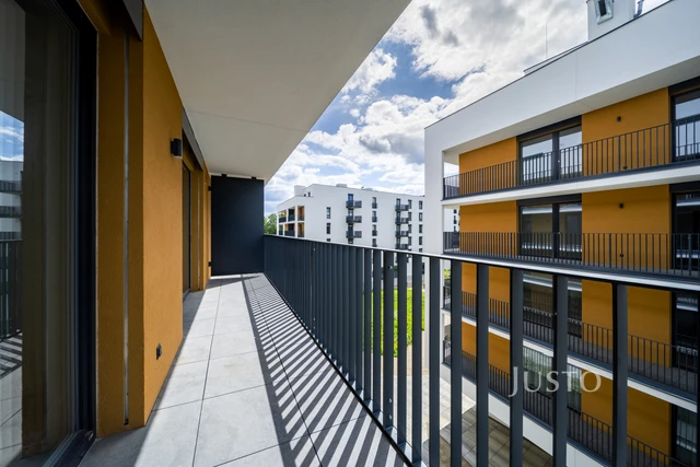 Prodej 2+kk 50 m² + lodžie 12 m² + parkování