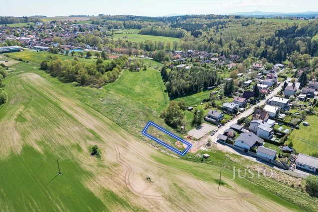 Prodej pozemku 850 m²