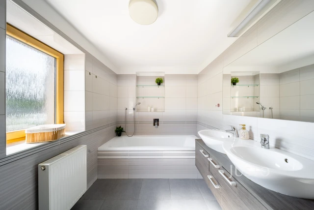 Prodej rodinného domu 129 m² s pozemkem 665 m² + terasa 13 m²