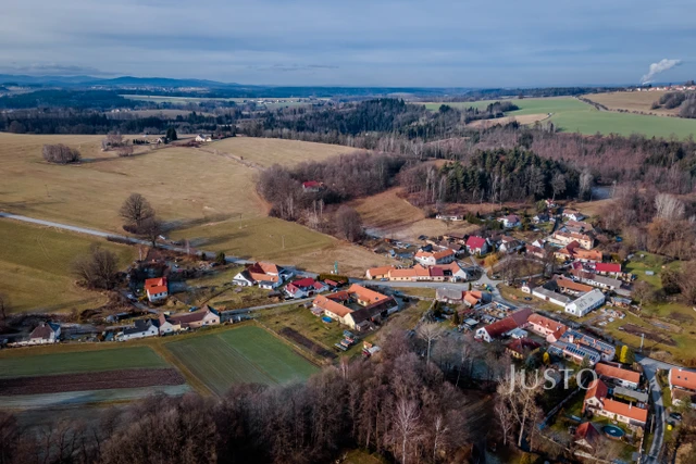 Prodej pozemku 5707 m²