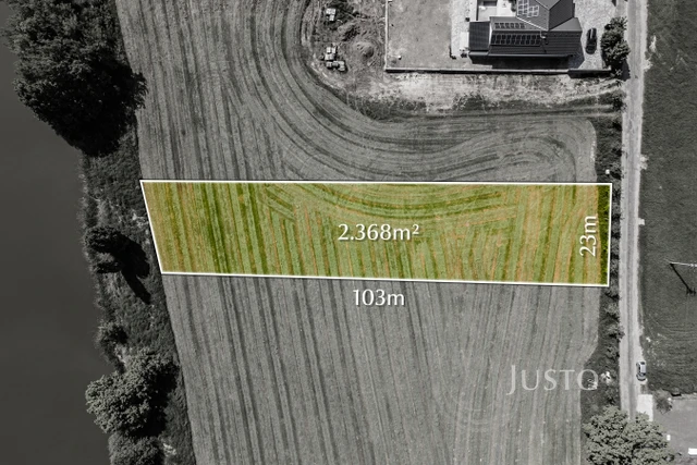 Prodej pozemku 2368 m²