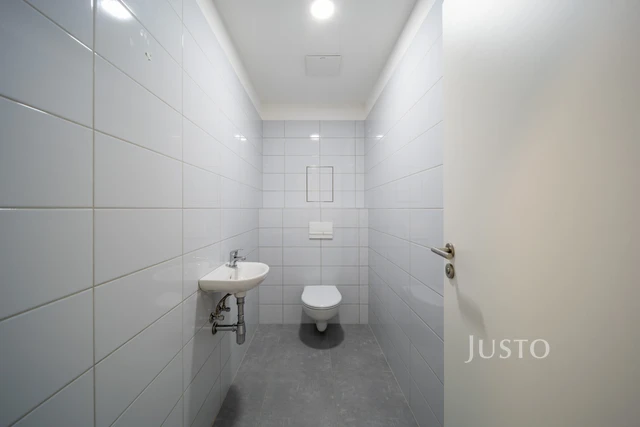 Prodej 2+kk 50 m² + lodžie 12 m² + parkování