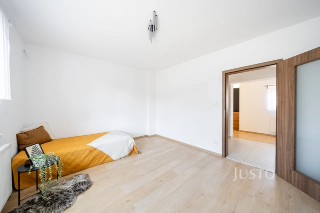 Prodej rodinného domu 129 m² s pozemkem 665 m² + terasa 13 m²