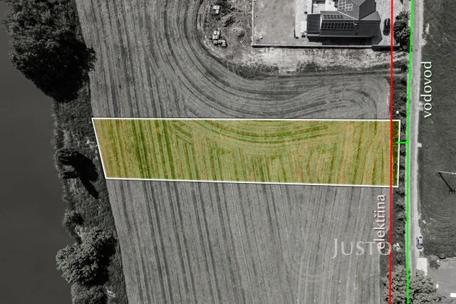 Prodej pozemku 2368 m²