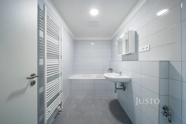 Prodej 2+kk 50 m² + lodžie 12 m² + parkování