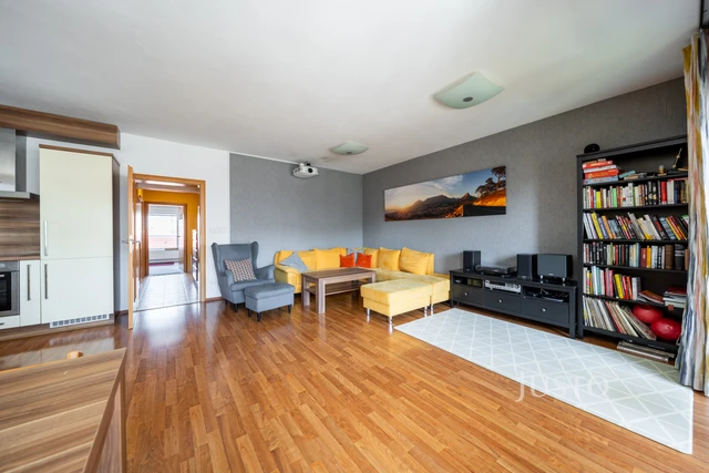 Prodej 3+kk 88 m² + balkón 6 m² + parkování