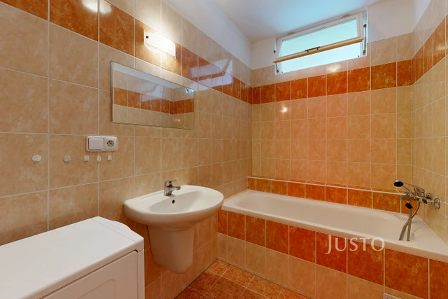 Pronájem 2+kk 43 m² + balkón 3 m²