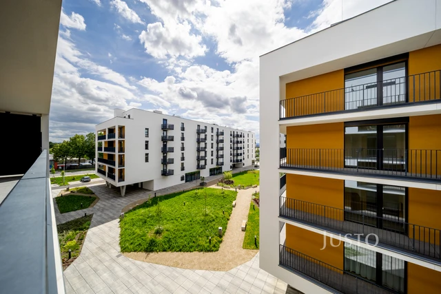 Prodej 2+kk 50 m² + lodžie 12 m² + parkování