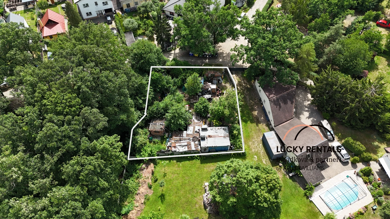Prodej pozemku 610 m² — Dolní Břežany – Zálepy