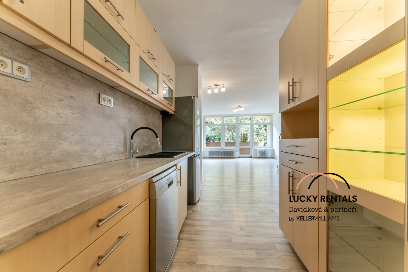 Prodej 3+kk 94 m² + lodžie 6 m² — Praha 5 – Zbraslav