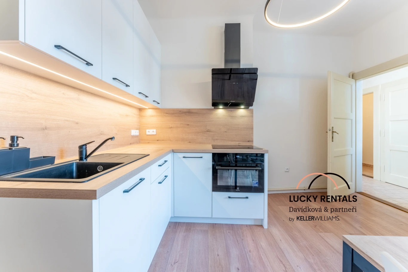 Pronájem 2+1 65 m² + balkón 1 m² ul. Havelská,  Praha 1 - Staré město — Praha 1 – Staré Město