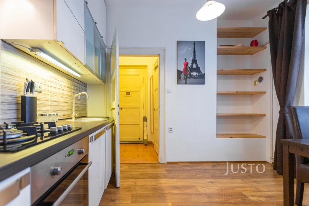 Pronájem 2+kk, 40 m², Krokova, Praha 2 - Nusle