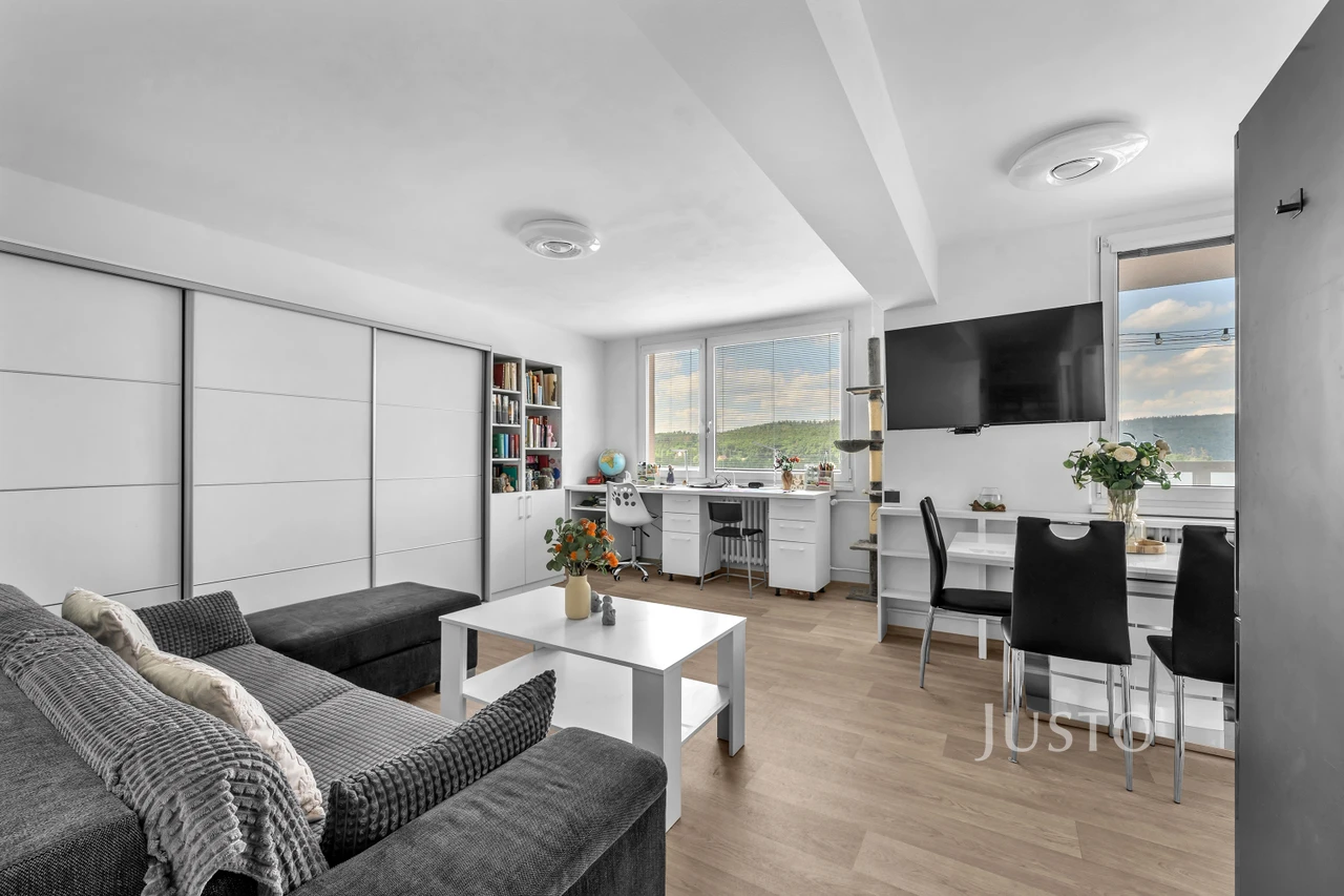 Prodej 1+kk 37 m² + lodžie 4 m²