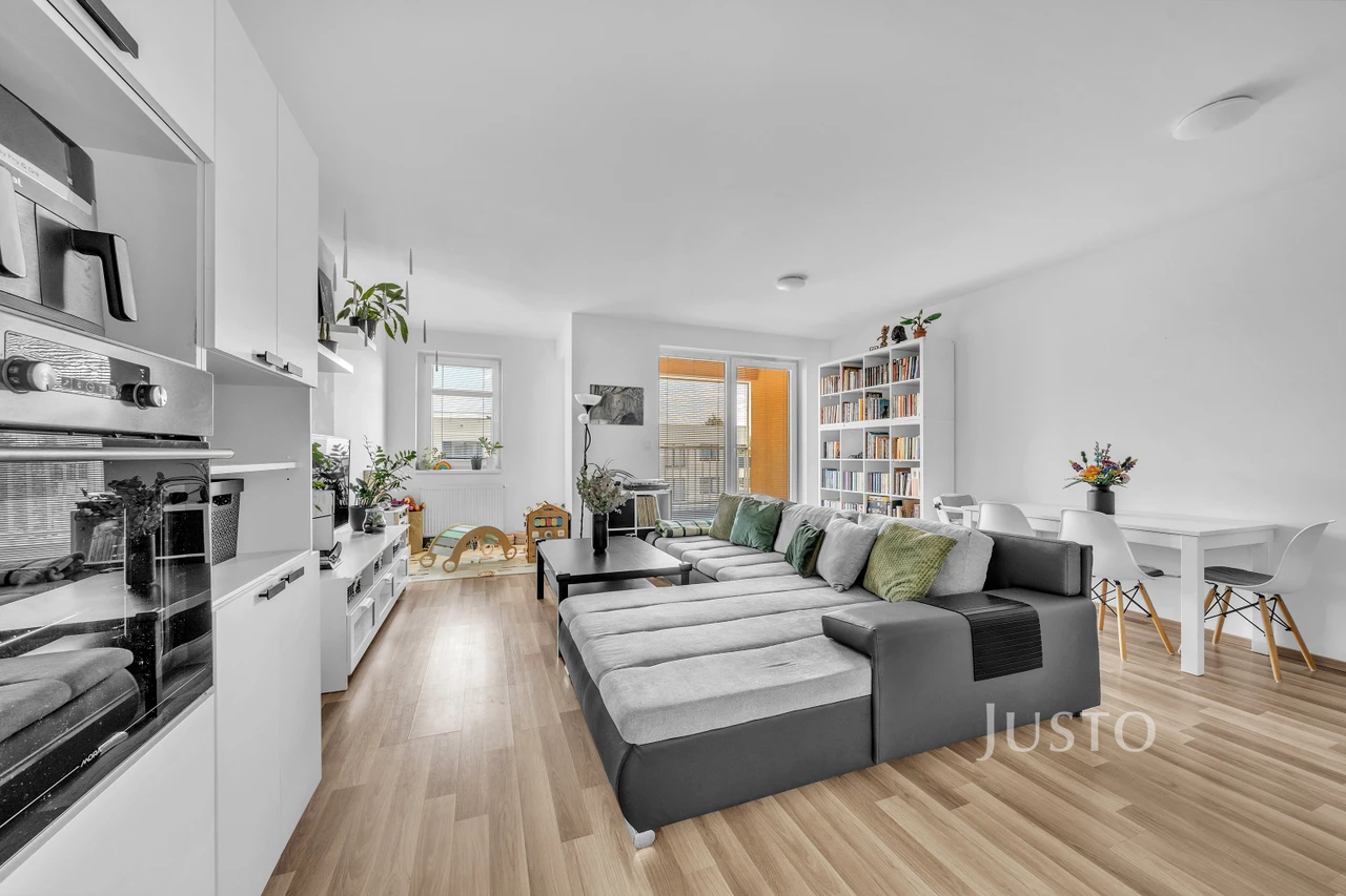 Prodej 3+kk 80 m² + lodžie 3 m² + parkování