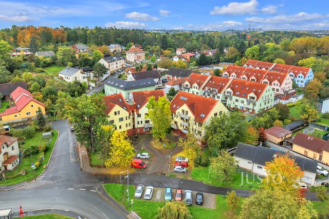 Prodej 4+kk, 122 m², terasa, balkon, sklep a parkovací stání, Praha - Dubeč.