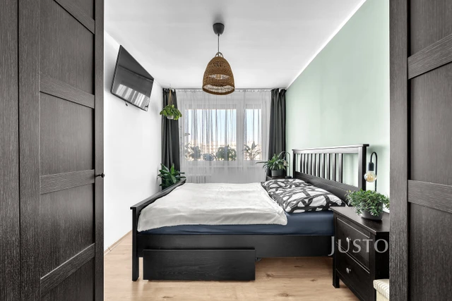 Pronájem 3+1 72 m² + lodžie 7 m²