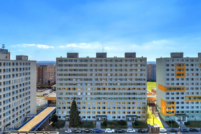 Pronájem 3+1 72 m² + lodžie 7 m²