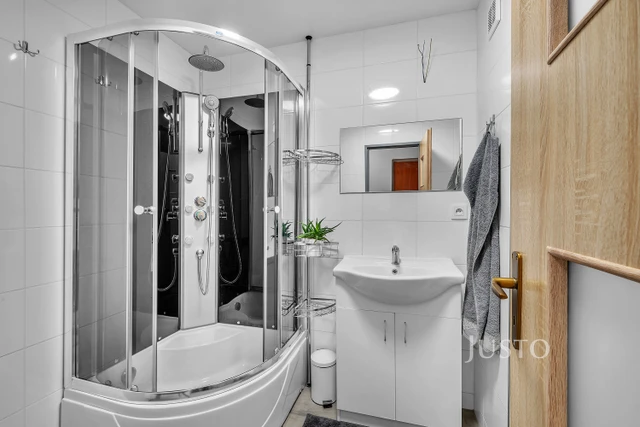 Prodej 3+1 65 m² + lodžie 7 m²