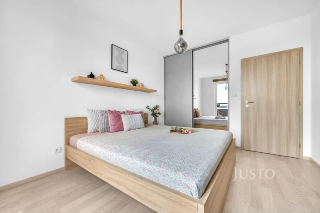 Prodej 2+kk 45 m² + terasa 3 m² + parkování