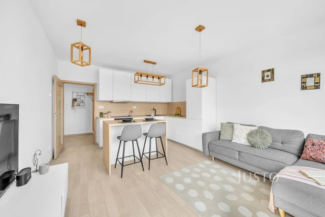 Prodej 2+kk 45 m² + terasa 3 m² + parkování