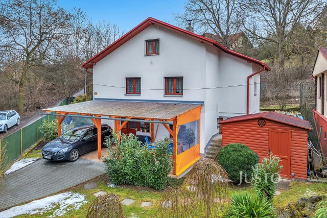 Prodej rodinného domu 107 m² s pozemkem 409 m² + terasa 22 m²