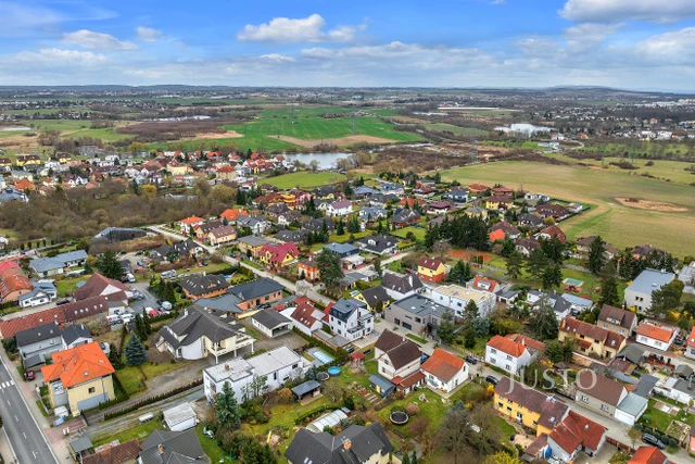 Pronájem 2+kk 45 m² + terasa 4 m² + parkování