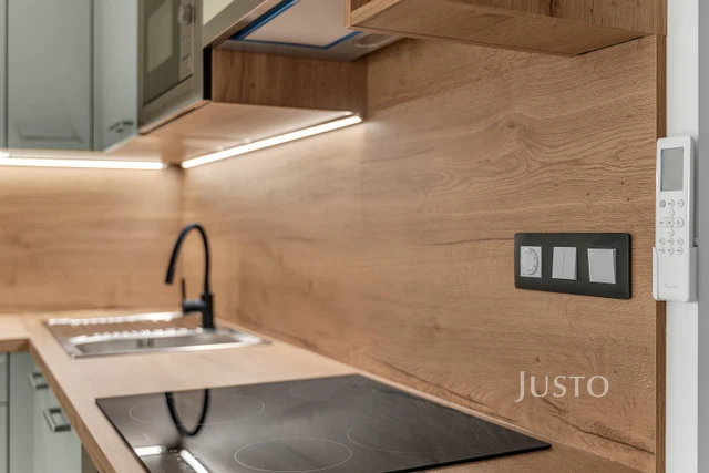 Pronájem 2+kk 45 m² + terasa 4 m² + parkování