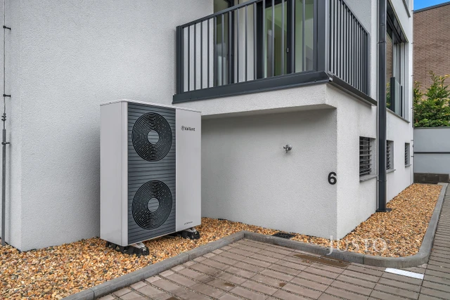 Pronájem 3+kk 79 m² + terasa 4 m² + parkování