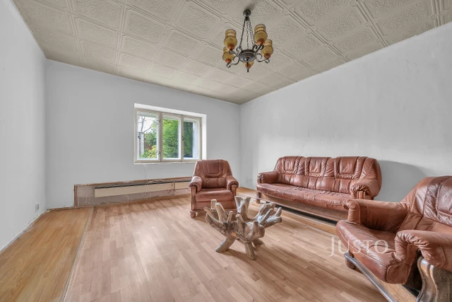 Prodej rodinného domu 250 m² s pozemkem 536 m² + terasa 12 m²