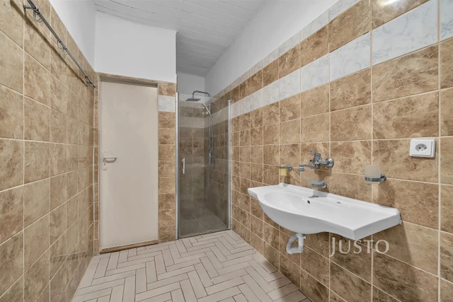 Prodej rodinného domu 250 m² s pozemkem 536 m² + terasa 12 m²
