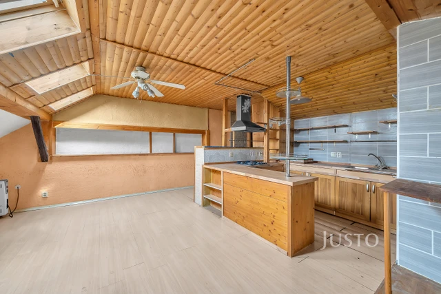 Prodej rodinného domu 250 m² s pozemkem 536 m² + terasa 12 m²