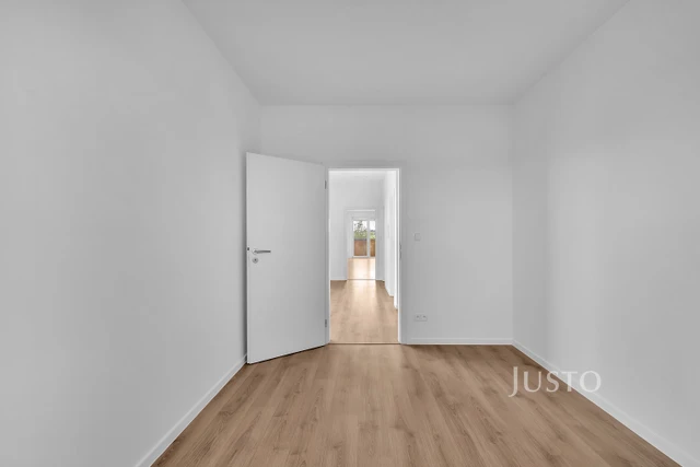 Pronájem 3+kk 80 m² + terasa 79 m² + balkón 4 m² + parkování