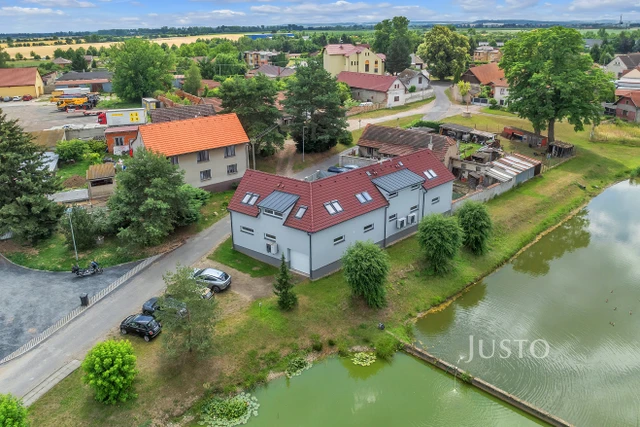 Prodej 4+kk 128 m² + terasa 12 m² + garáž