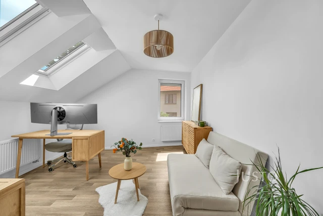 Prodej 4+kk 128 m² + terasa 12 m² + garáž