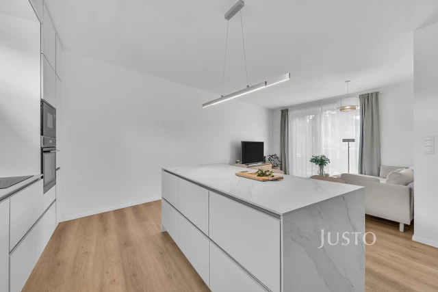 Prodej 4+kk 128 m² + terasa 12 m² + garáž