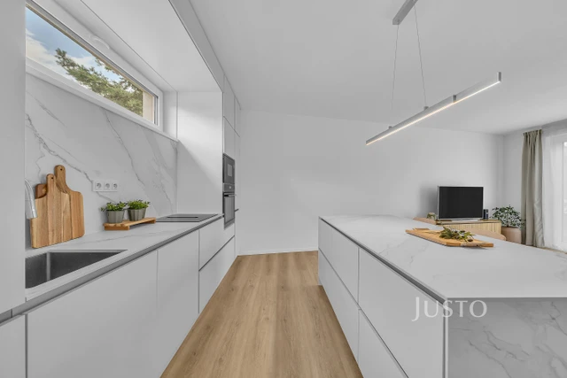 Prodej 4+kk 128 m² + terasa 12 m² + garáž