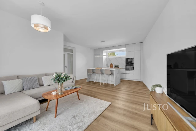 Prodej 4+kk 128 m² + terasa 12 m² + garáž