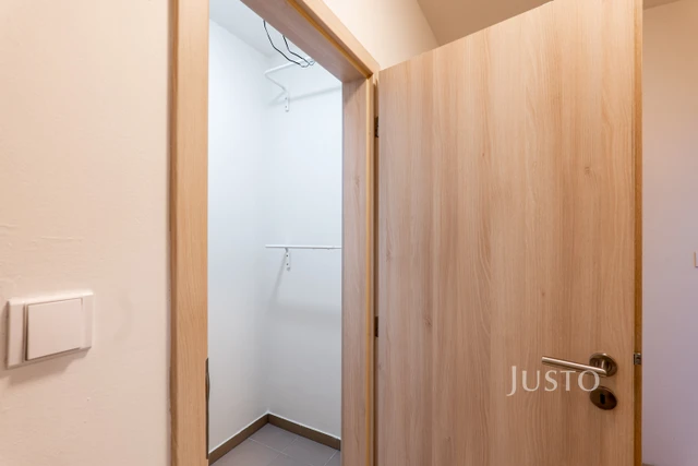 Pronájem 2+kk 55 m² + garáž