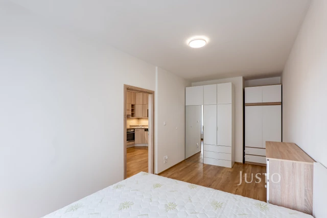 Pronájem 2+kk 55 m² + garáž