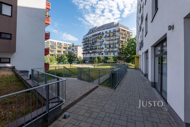 Pronájem 2+kk 55 m² + garáž