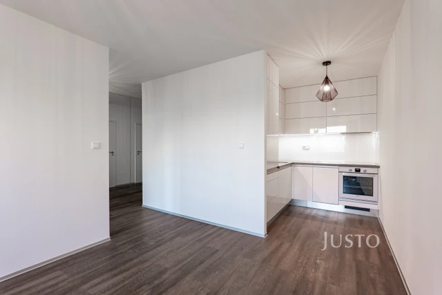 Pronájem 2+kk 43 m²