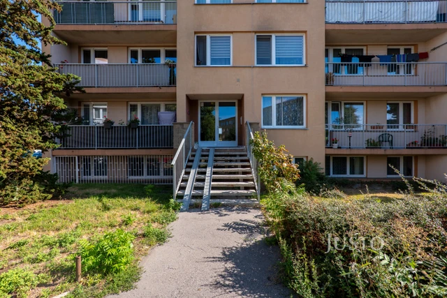 Pronájem 2+kk 43 m²