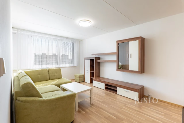 Pronájem 3+kk 63 m² + lodžie 3 m²